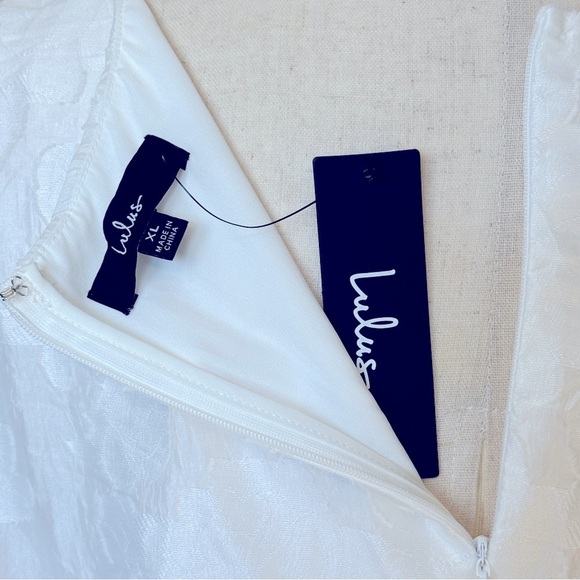 NEW Lulus Exquisite Moments White Floral Jacquard Sleeveless Mini Dress XL #1572 - Picture 7 of 7